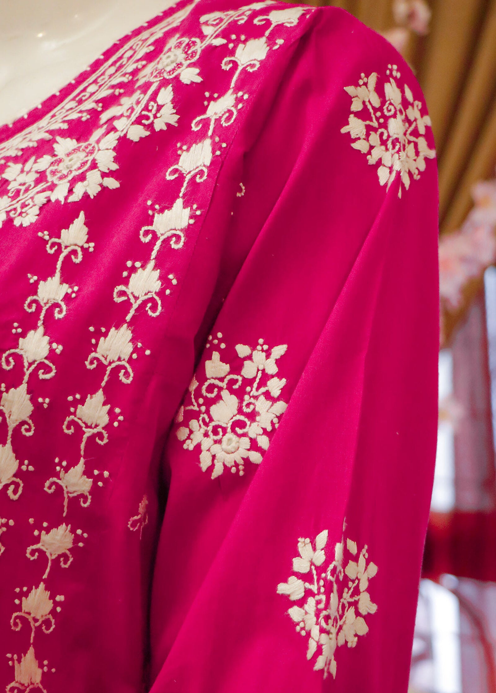 Mesmerizing-Florals-B4