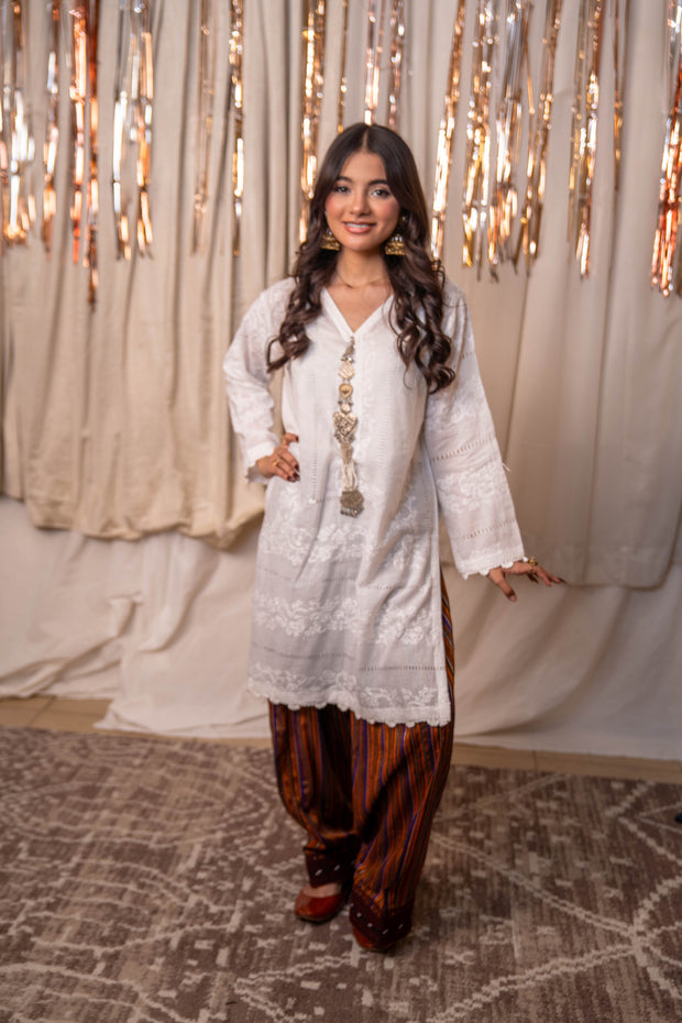 Kanwal Kurti
